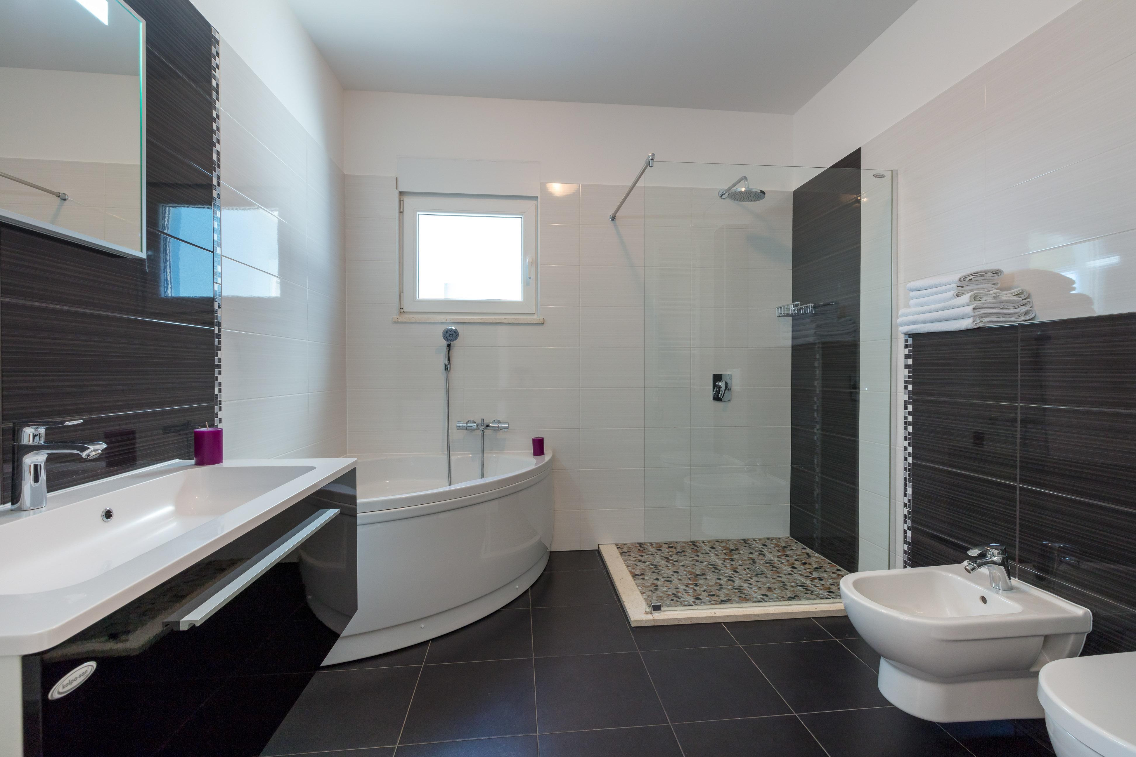 Villa Mermaid Your Croatian Haven With Luxury Pool And Scenic Views بودْسْتغانا المظهر الخارجي الصورة